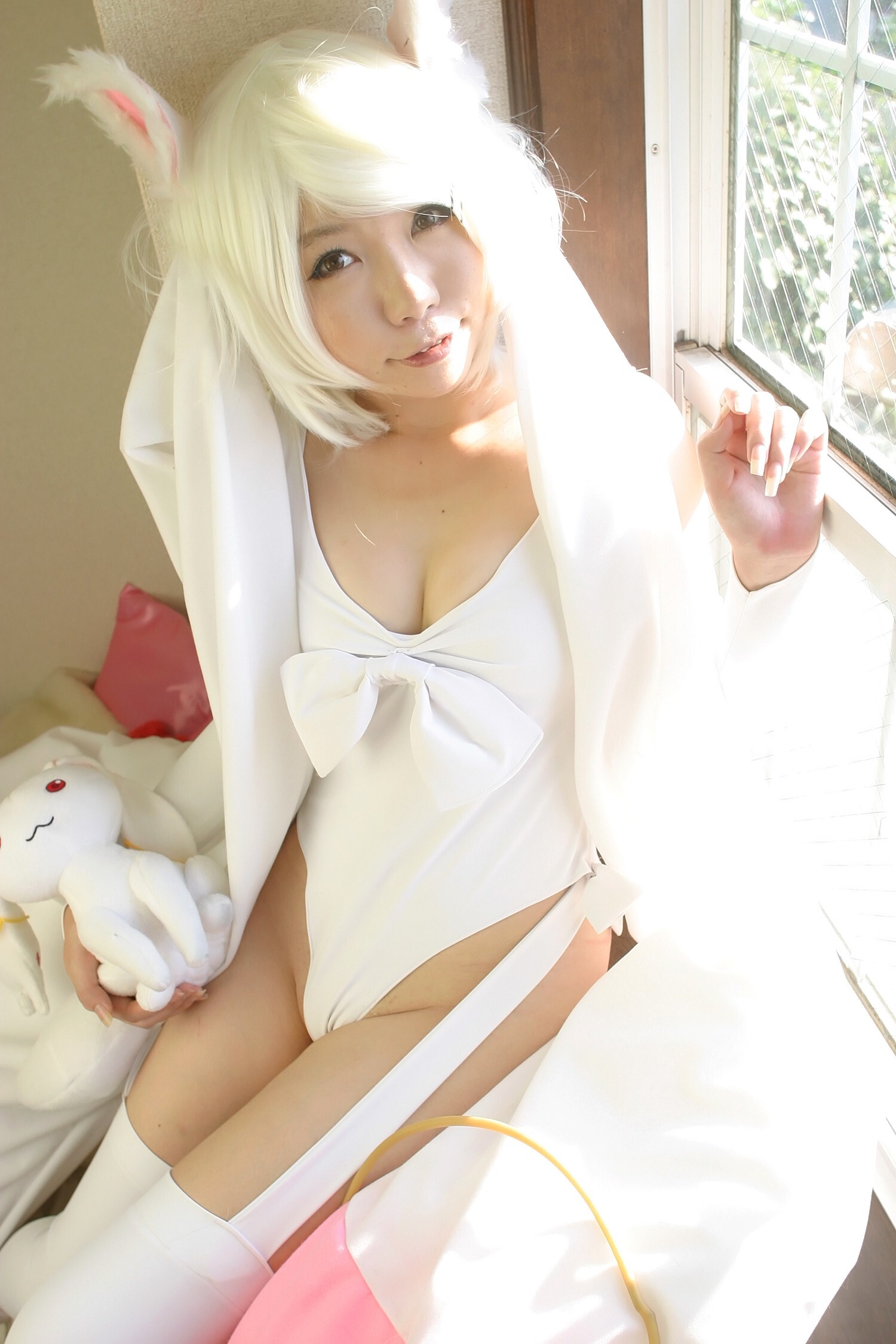 [Cosplay]  Mahou Shoujo Madoka Magika - Kyubey hot cosplay Part.1