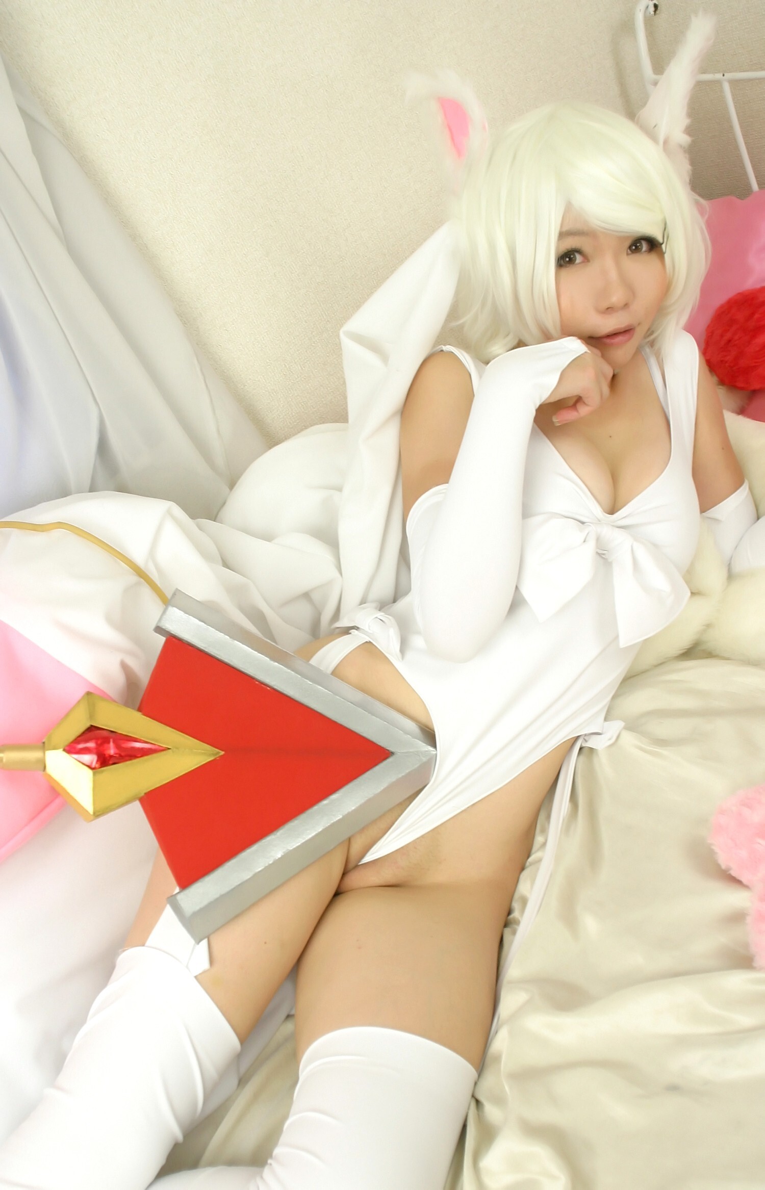 [Cosplay]  Mahou Shoujo Madoka Magika - Kyubey hot cosplay Part.1