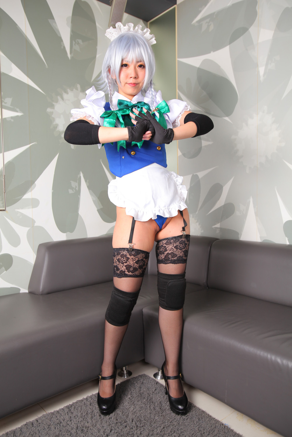 [Cosplay] New Touhou Project Set - Hot Izayoi Sakuya