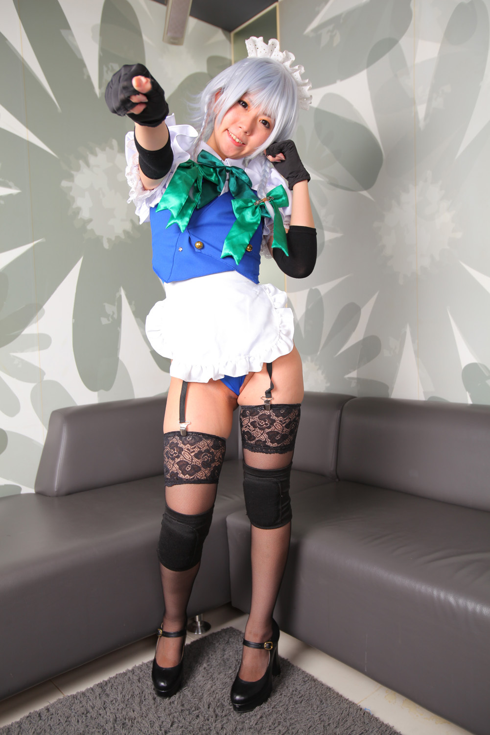 [Cosplay] New Touhou Project Set - Hot Izayoi Sakuya