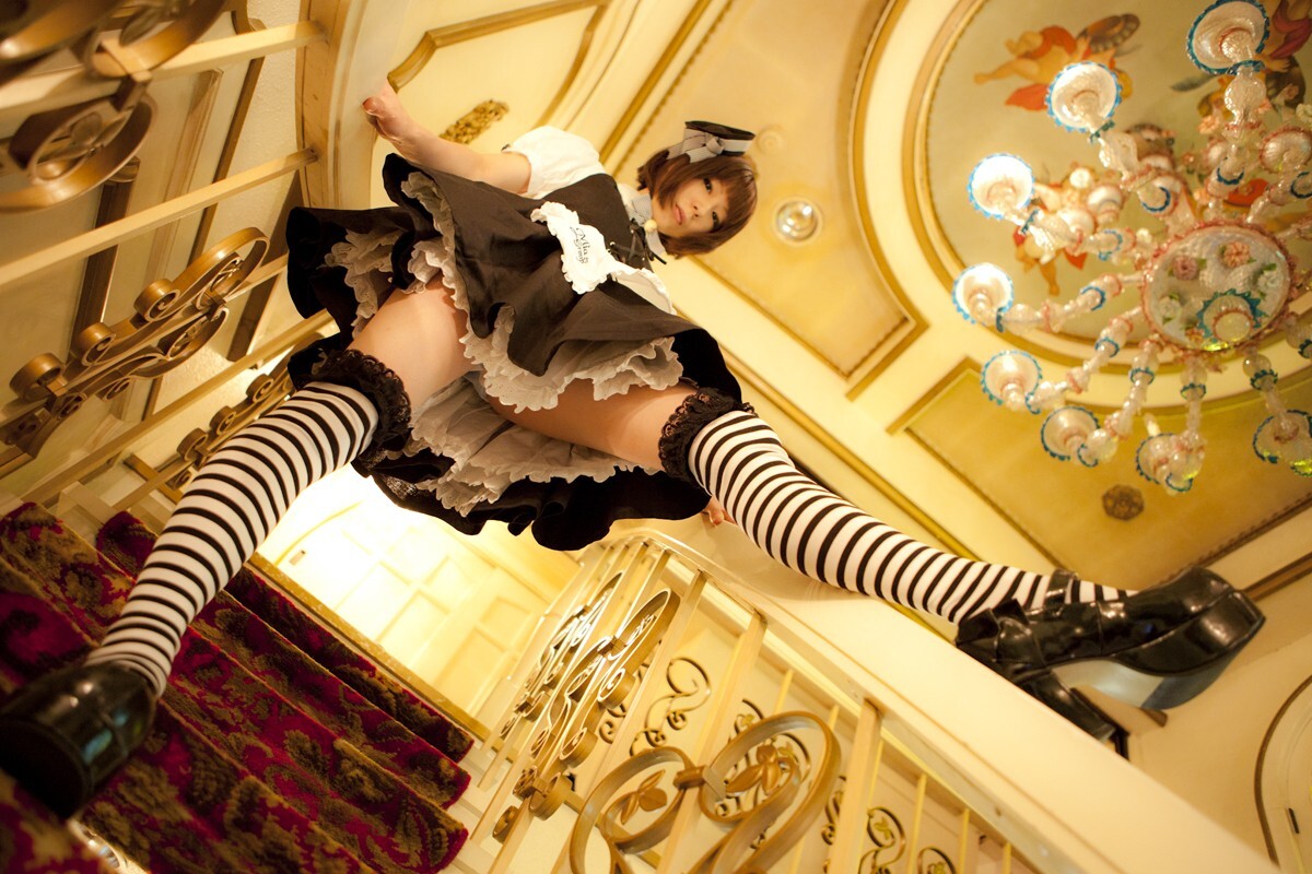 [Cosplay]  Sexy Maid with perfect ass and sexy lingerie