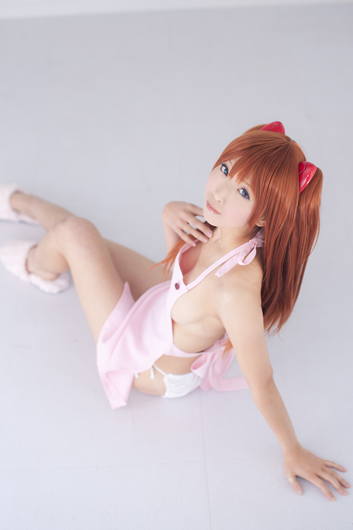 [Cosplay] 2013.04.10 Evangelion - Hottest Asuka I have ever seen