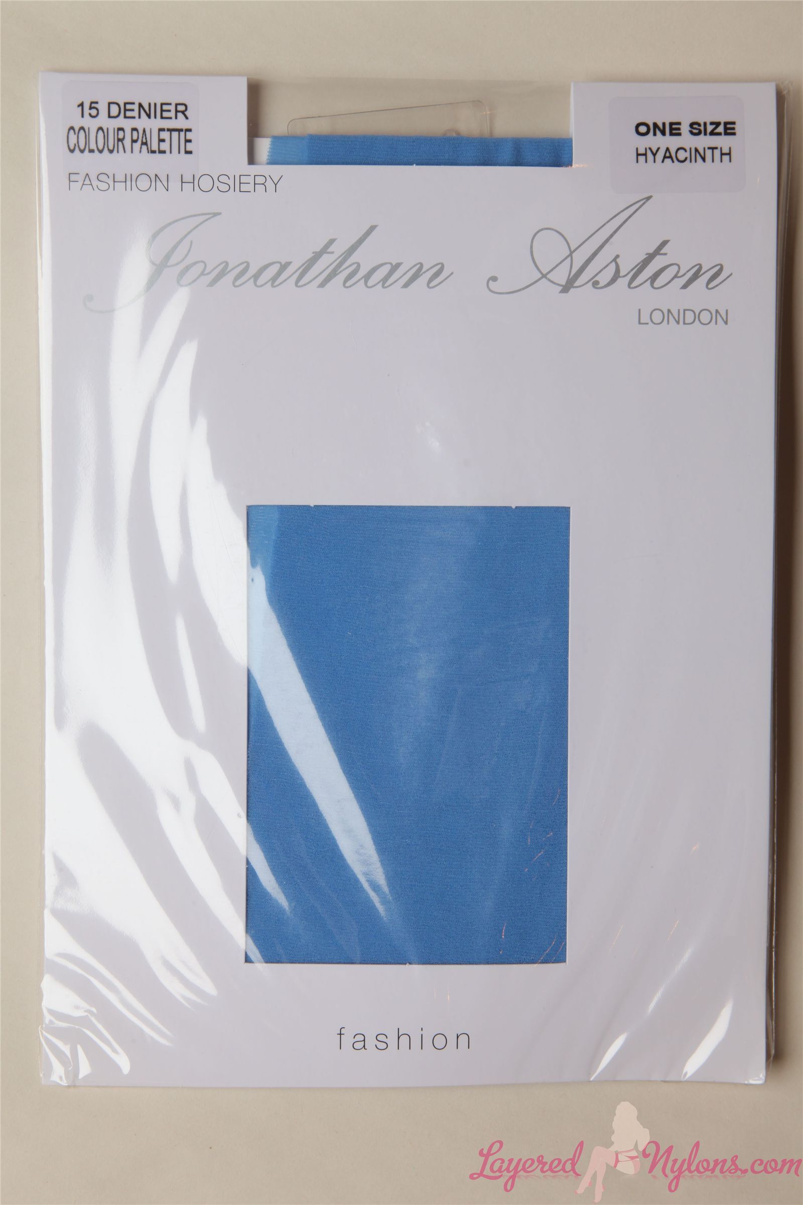 欧美丝袜美女图片[Layered-Nylons]  Caroline