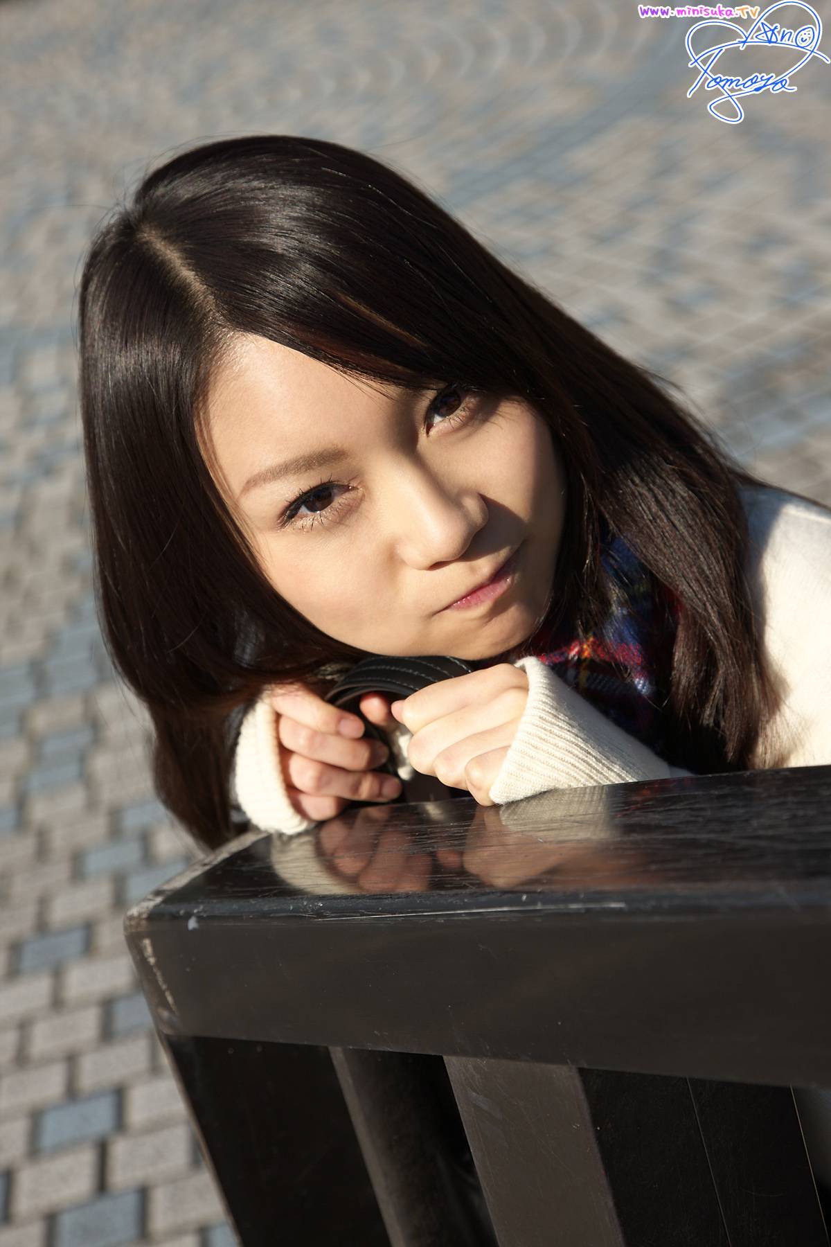 现役女子高生 Tomoyo Hoshino ほしの智世 (1) [Minisuka.tv]