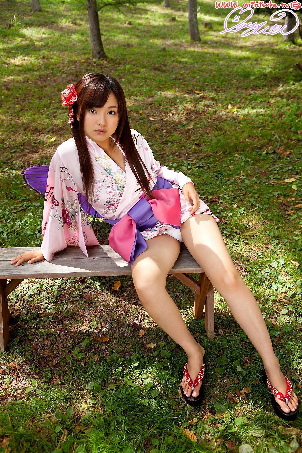 山中真由美 花鳥風月～NEOホワイトレーベル[Minisuka.tv]现役女子高生