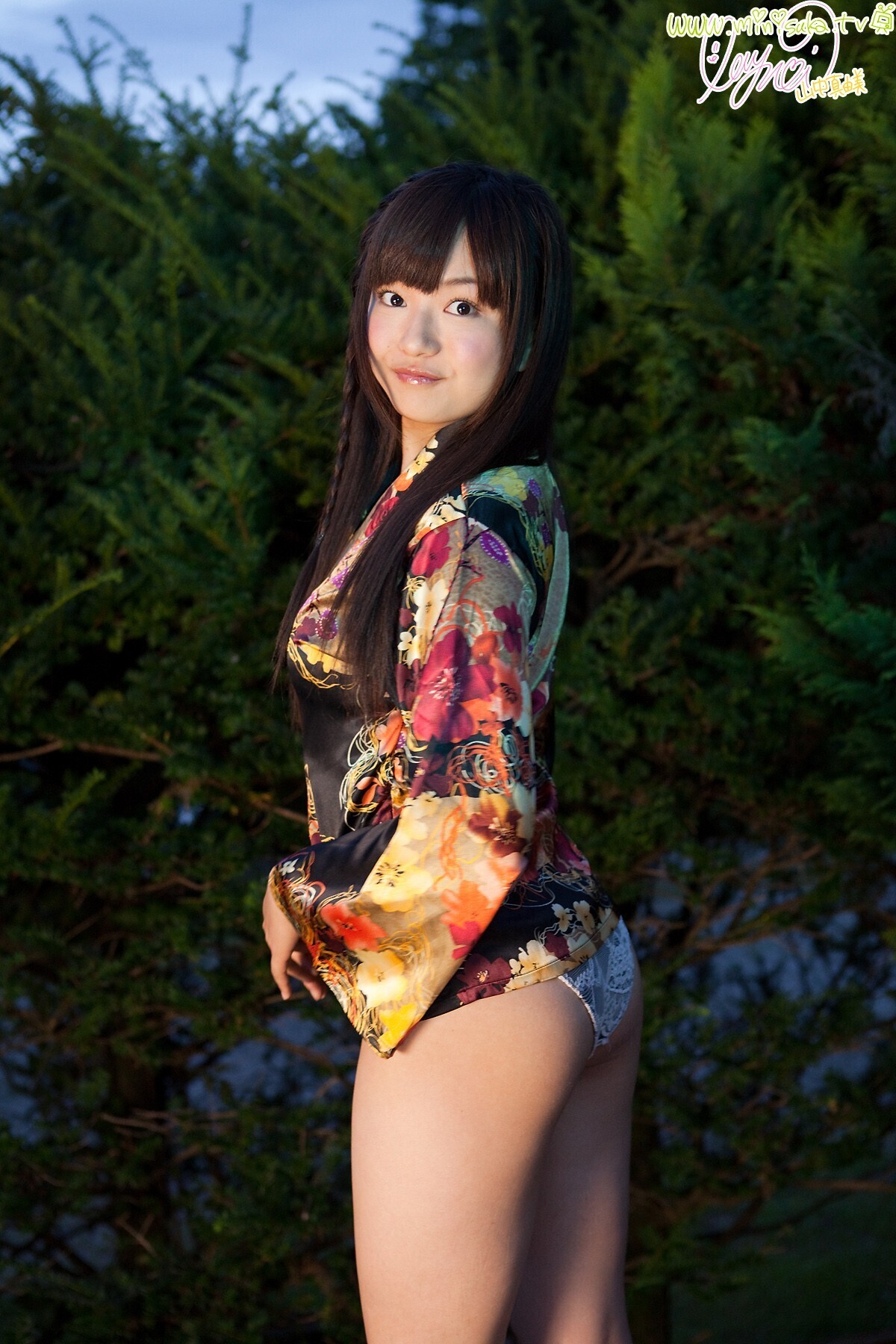 山中真由美 花鳥風月～NEOホワイトレーベル[Minisuka.tv]现役女子高生