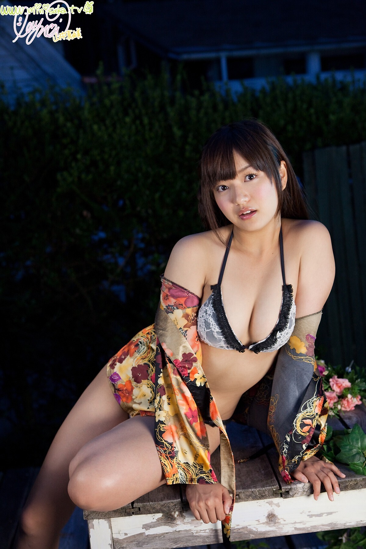 山中真由美 花鳥風月～NEOホワイトレーベル[Minisuka.tv]现役女子高生