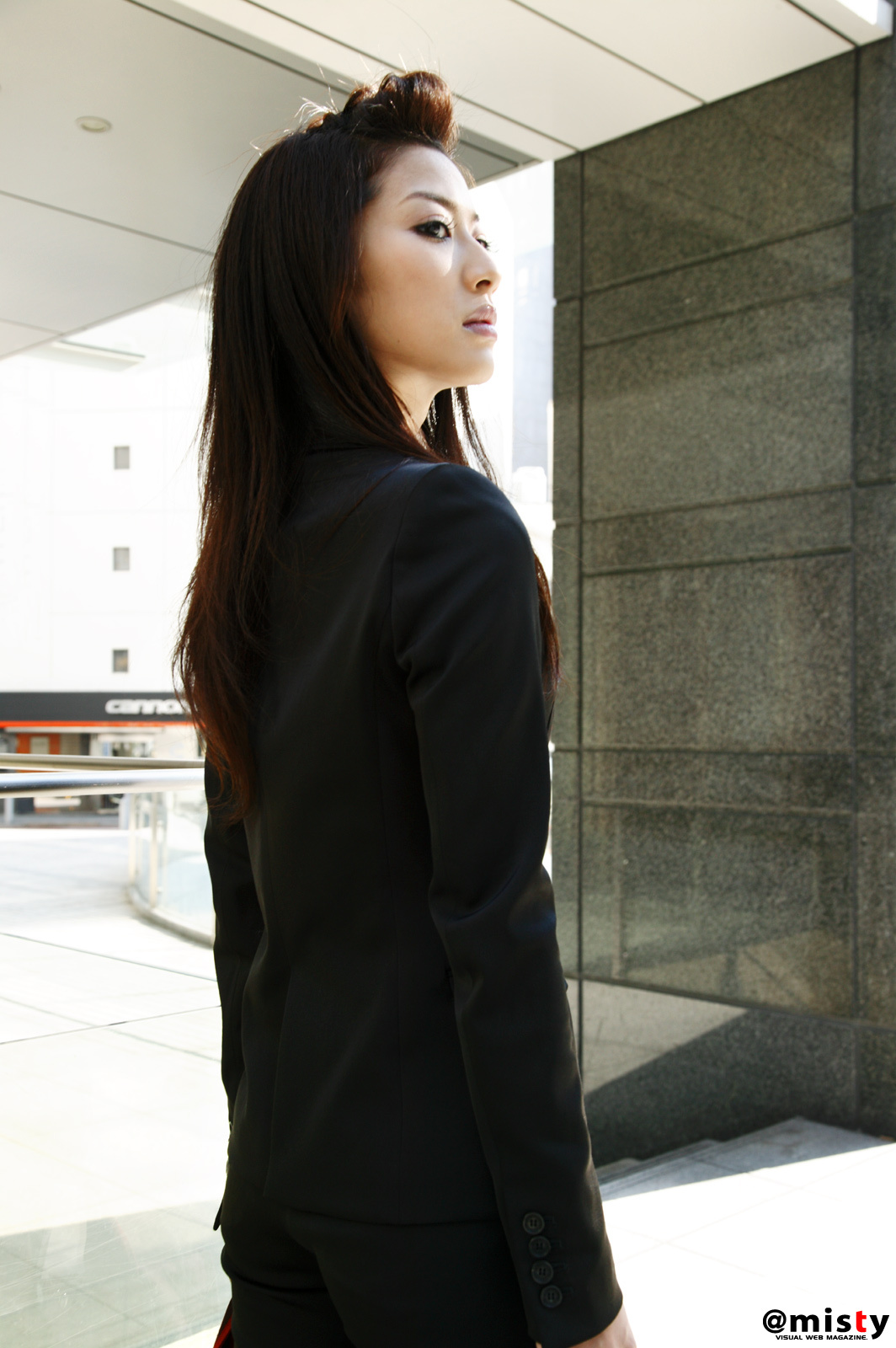 No.263 - Amika Hattan 八反安未果  [@Misty]