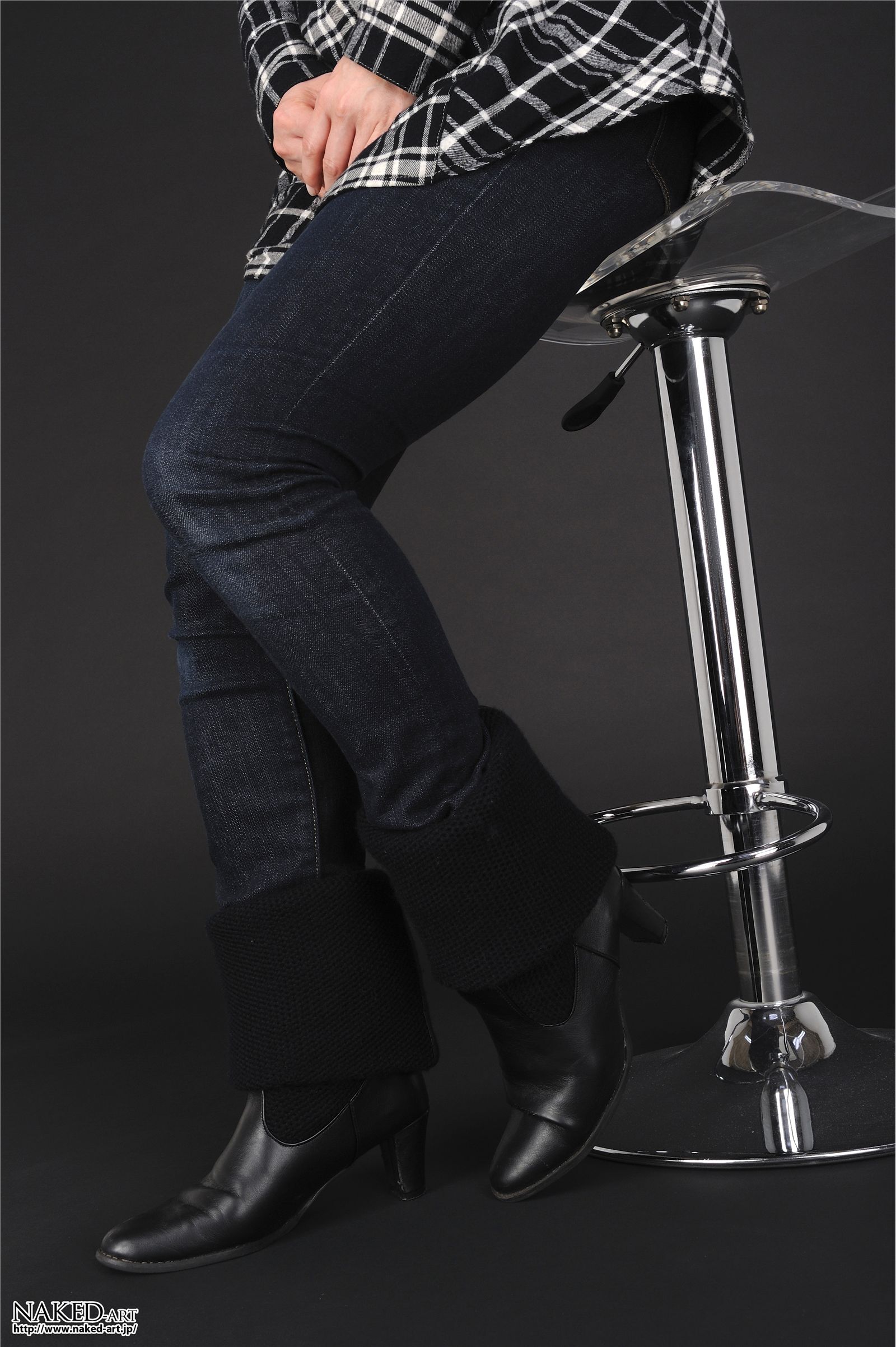 中国著名套图资源[NAKED-ART]  NO.00563 女體図鑑椿