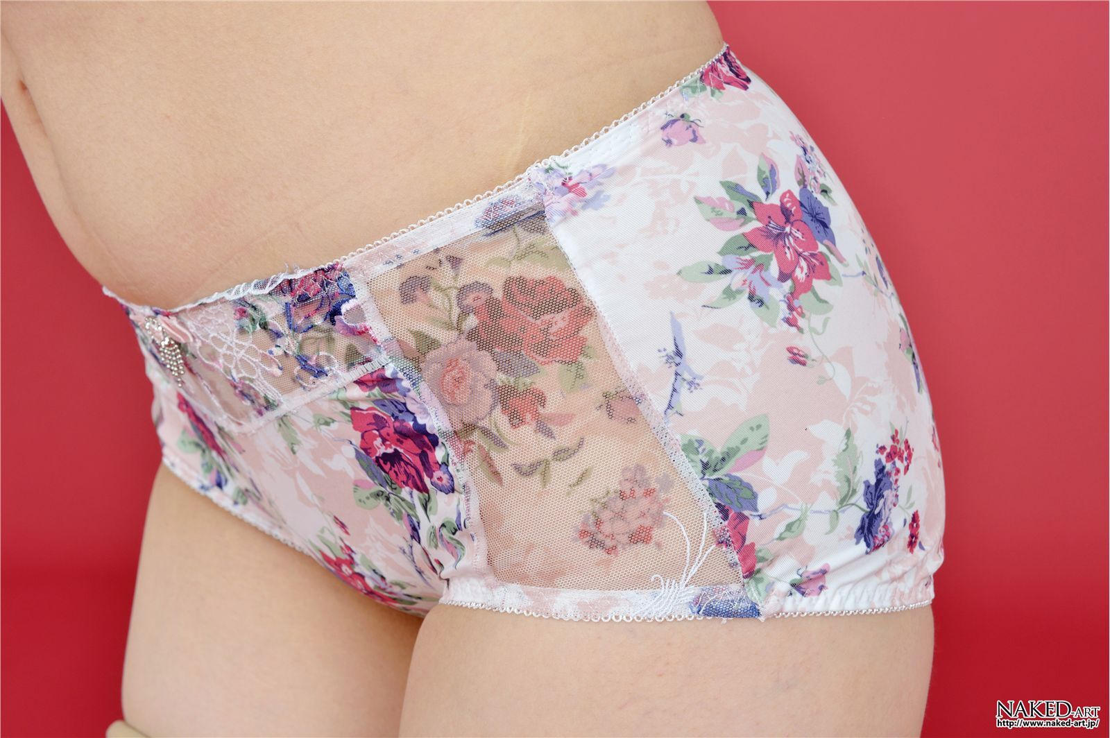 [NAKED-ART]   NO.00604 吉田美矢 新大久保のおばちゃん