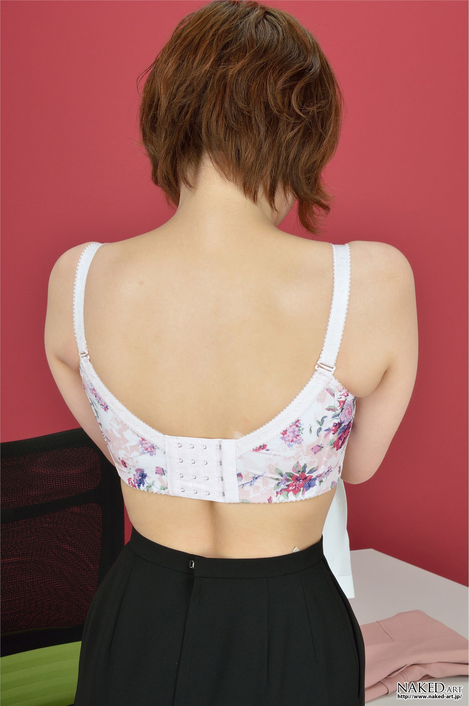 [NAKED-ART]   NO.00604 吉田美矢 新大久保のおばちゃん