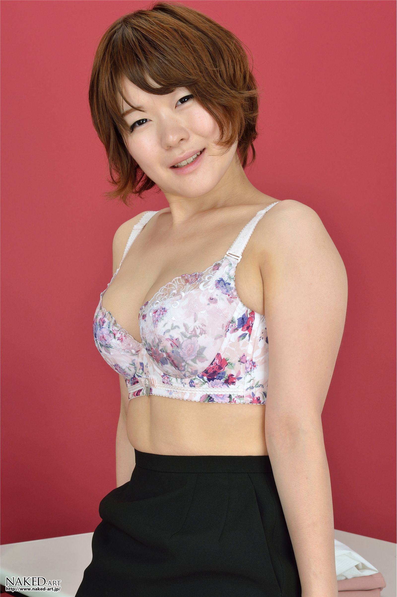 [NAKED-ART]   NO.00604 吉田美矢 新大久保のおばちゃん