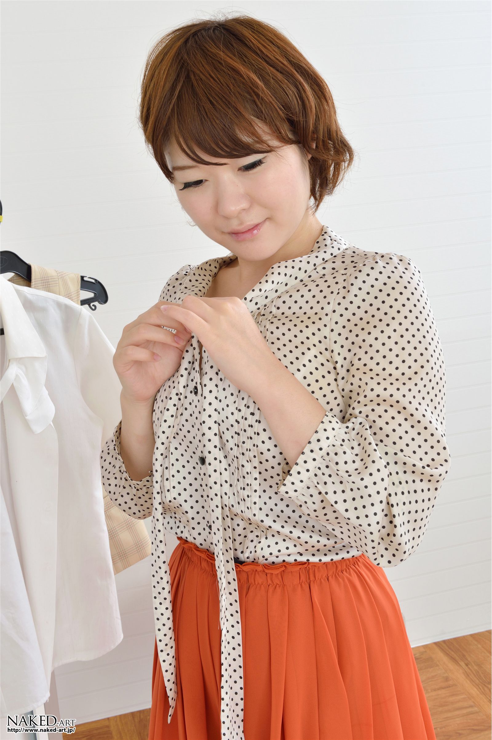 [NAKED-ART]   NO.00636 田美矢 OL着替え