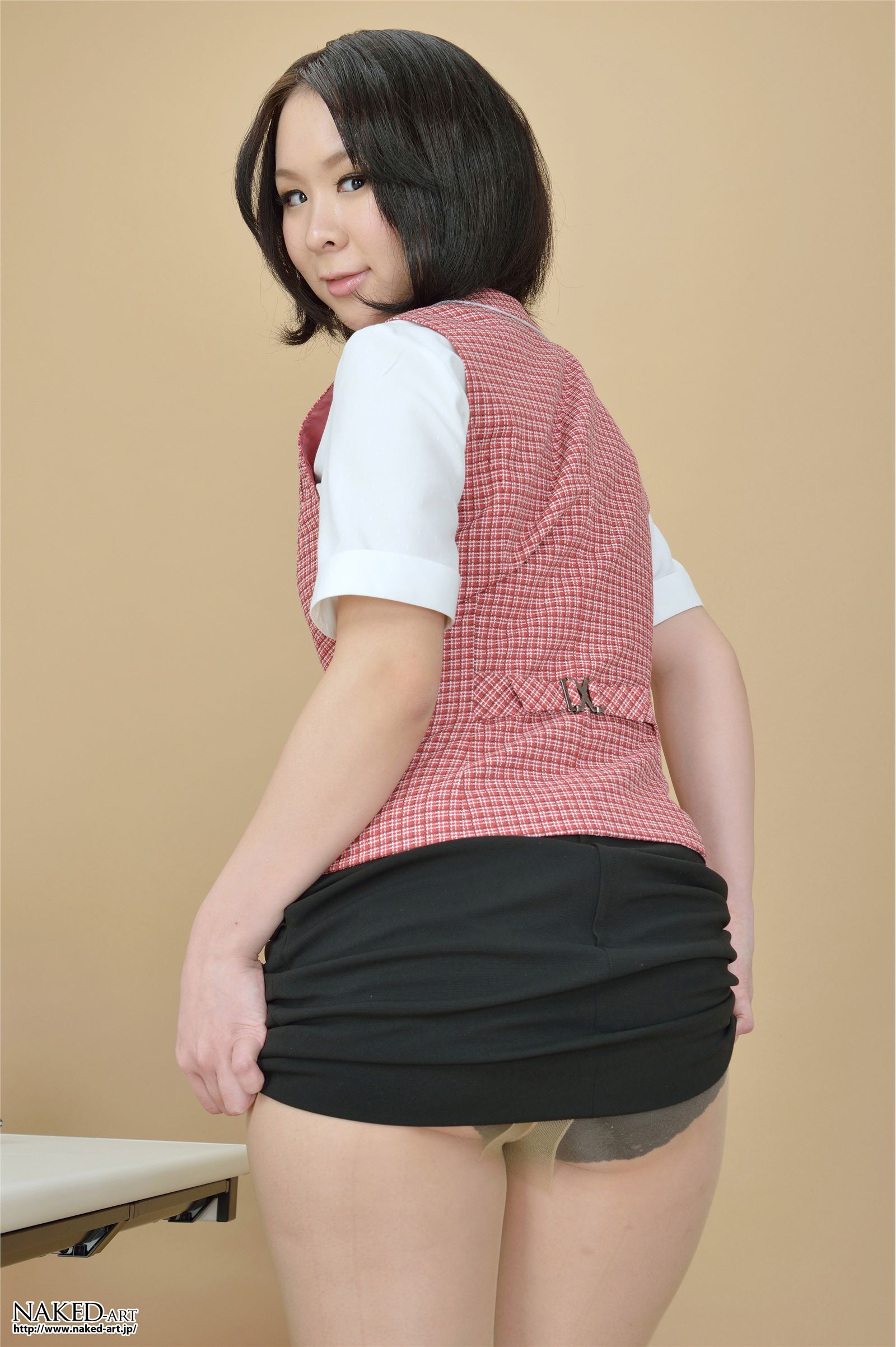 [NAKED-ART] 2013.06.12 NO.00654 OL裸体 花城ミク