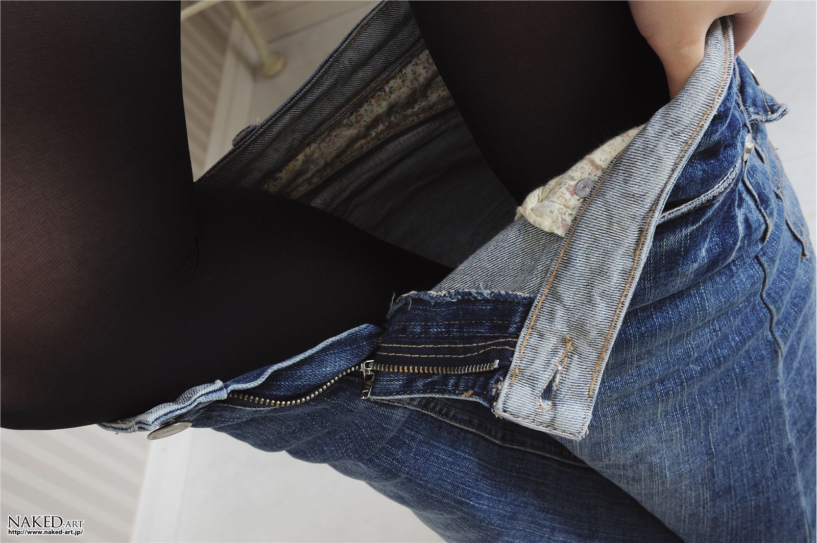 [NAKED-ART] 2013.07.19 NO.00665 園田彰子 OLロッカールーム