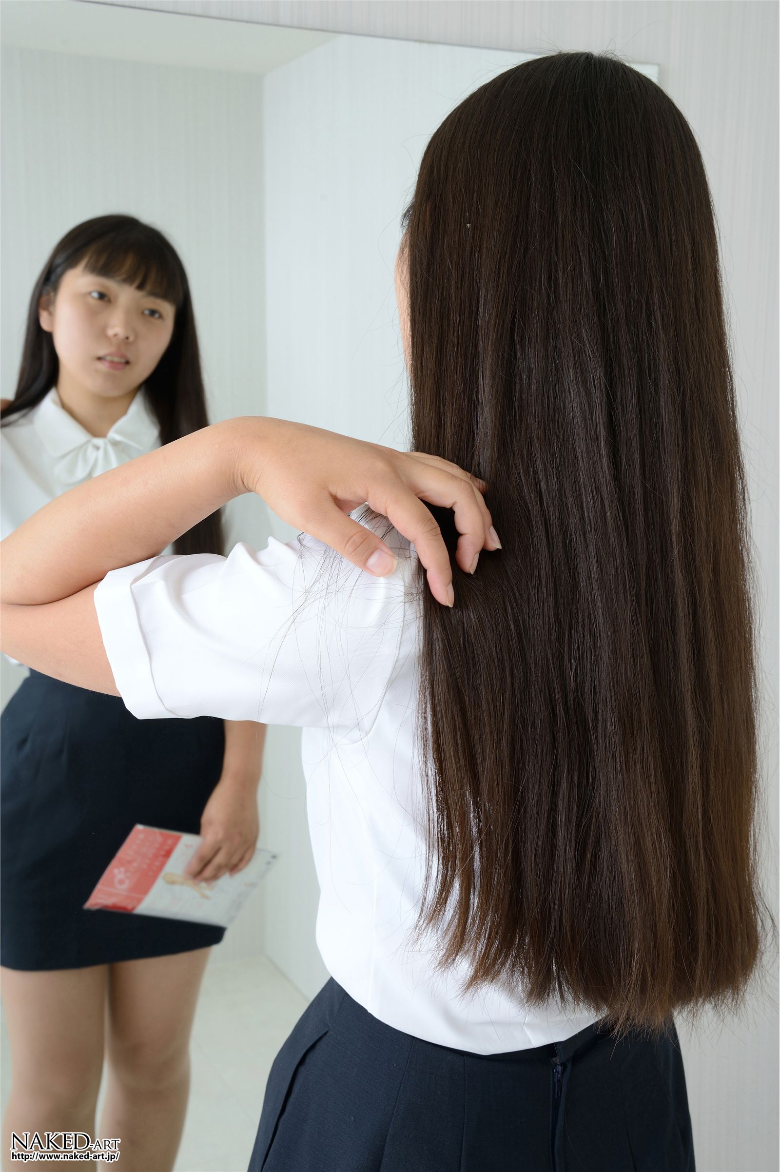 [NAKED-ART] 2013.08.27 NO.00676 秋山真子 OL Pantyhose