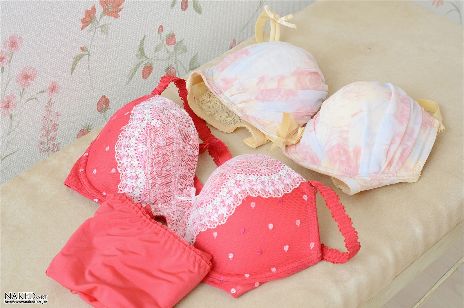 [Naked-Art] 2013.11.08 NO.00681 真乃ほなみ 下着剧场