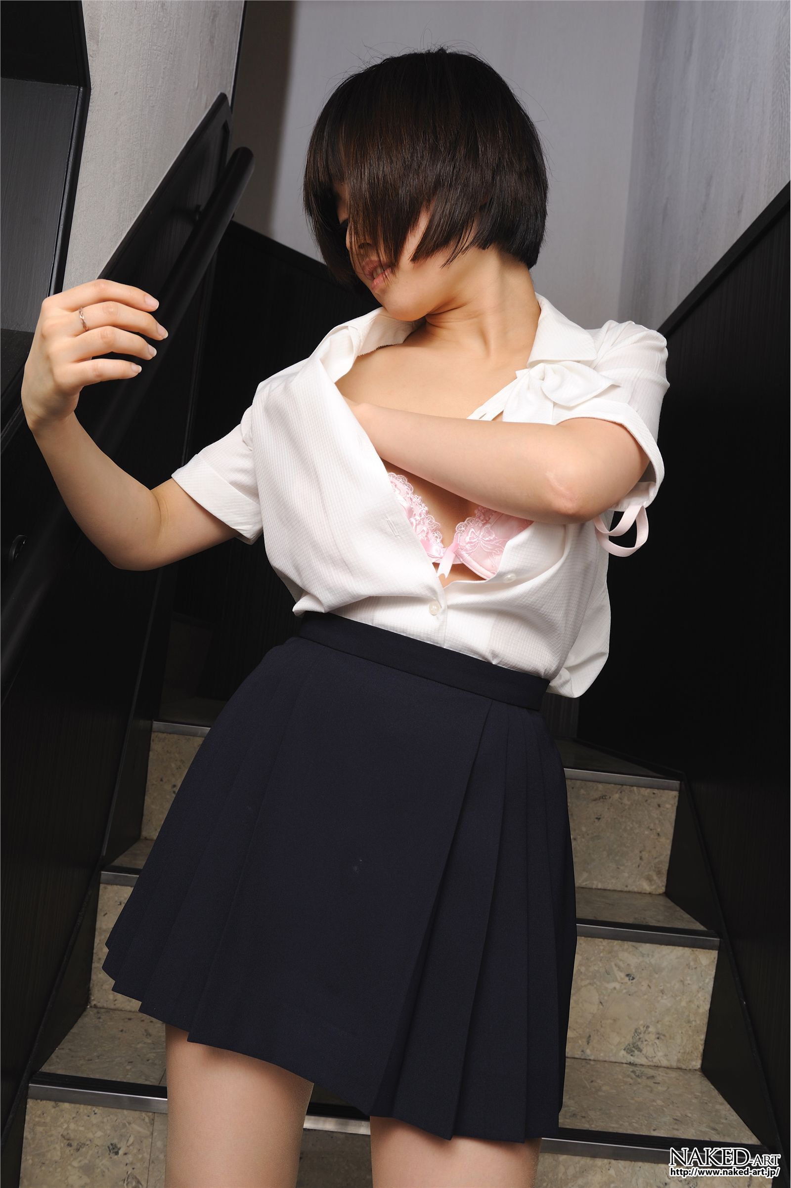 [NAKED-ART]  No.571 階段のOL 美女制服诱惑