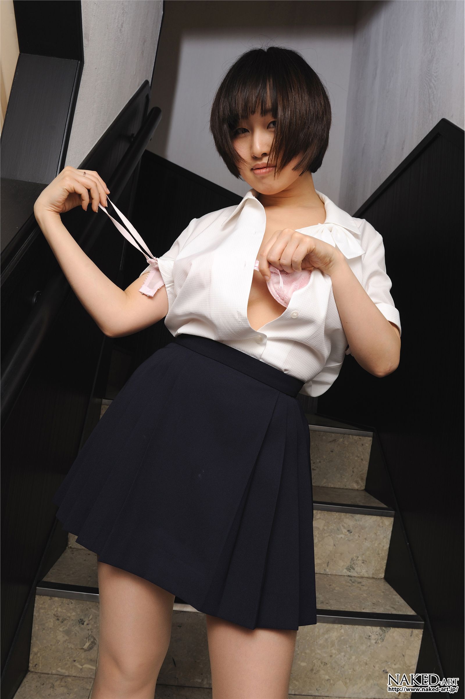 [NAKED-ART]  No.571 階段のOL 美女制服诱惑