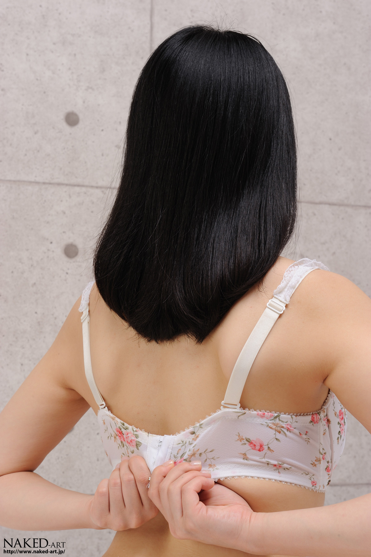 [NAKED-ART]NO.00466 新谷彩夏 普通のOL　日本性感丝袜美女