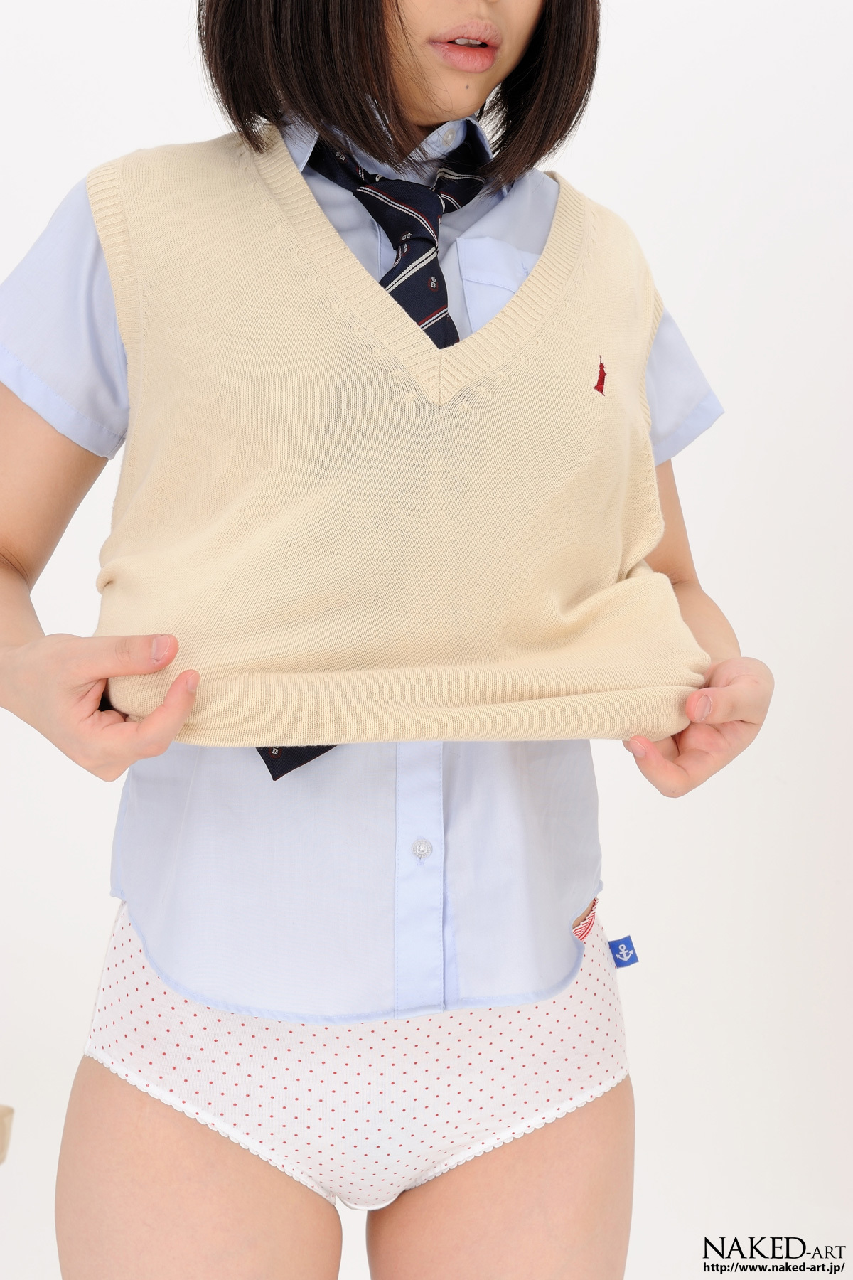 [NAKED-ART] NO.00467 钉田みなみ 下着试着室 av女优性感套图