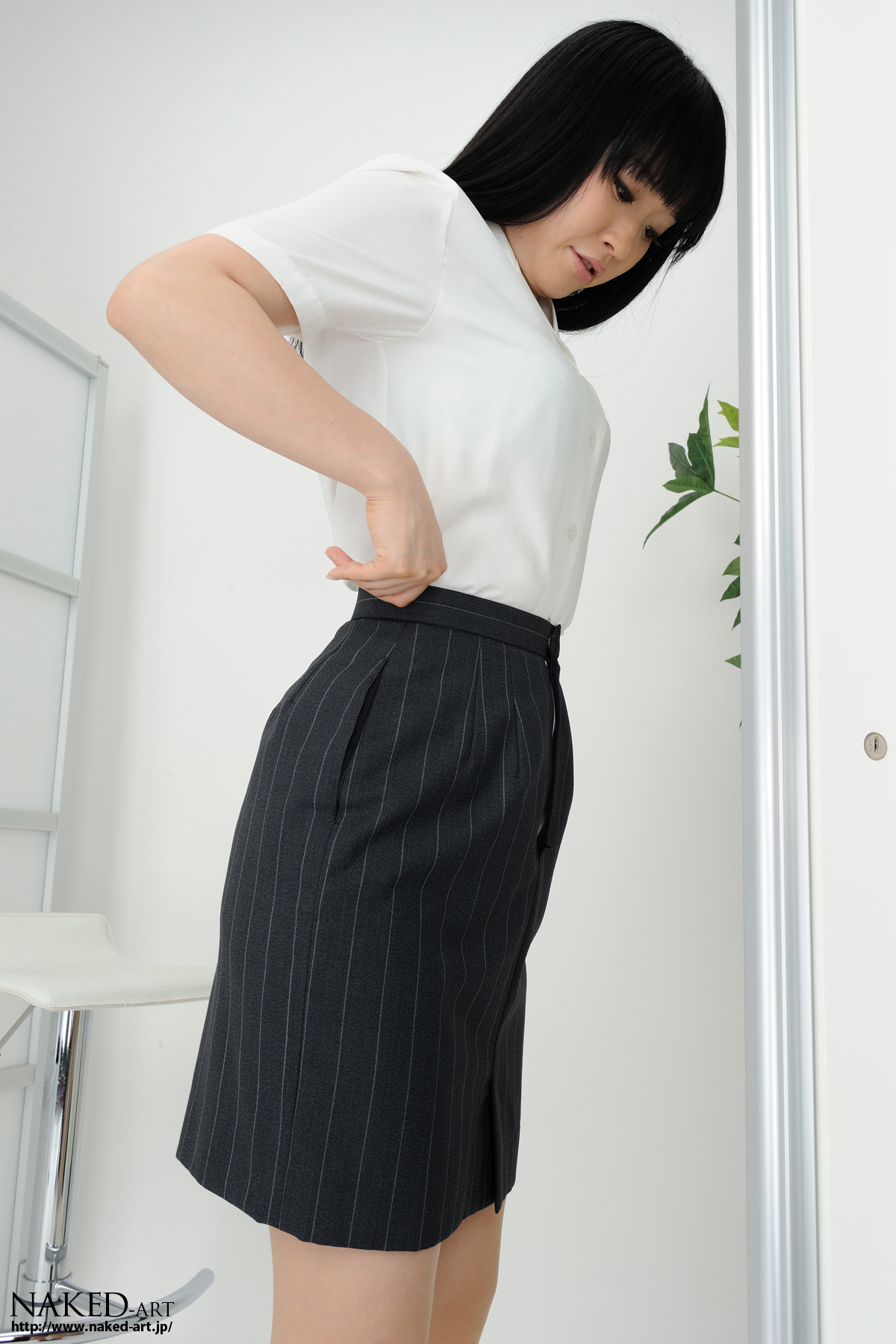 [Naked-Art] NO.00525 OL 美咲  日本av女优制服美女图片