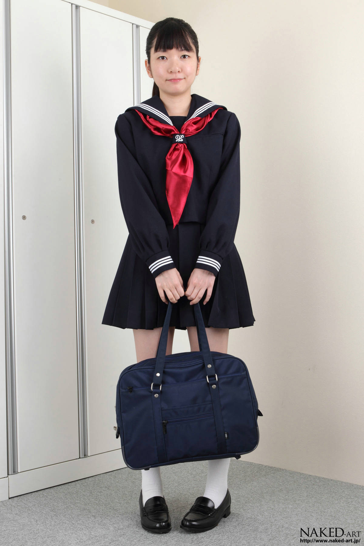 [NAKED-ART]NO.00499  [中島彩華] OL放尿 av女优丝袜美女