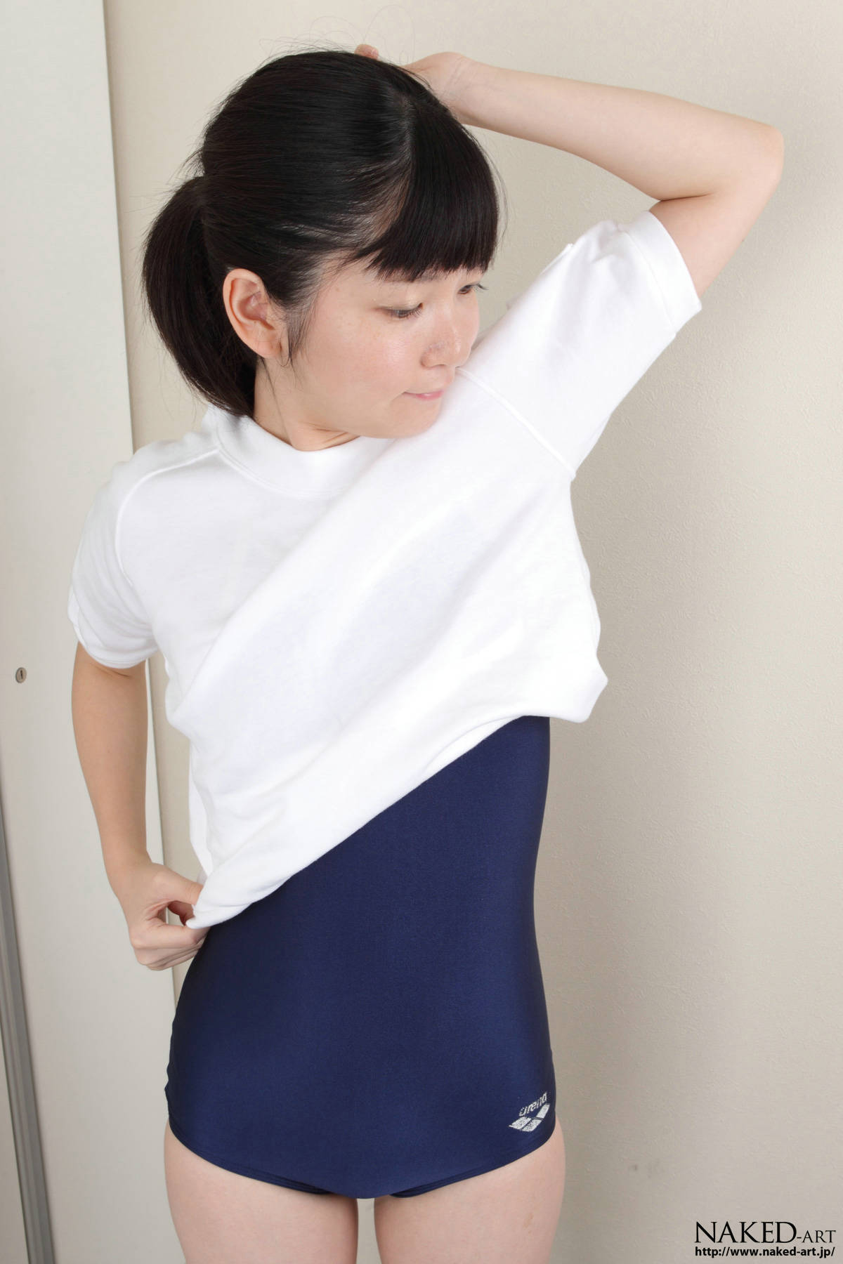 [NAKED-ART]NO.00499  [中島彩華] OL放尿 av女优丝袜美女