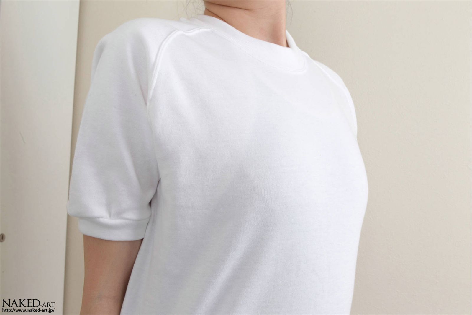 [NAKED-ART]NO.00499  [中島彩華] OL放尿 av女优丝袜美女