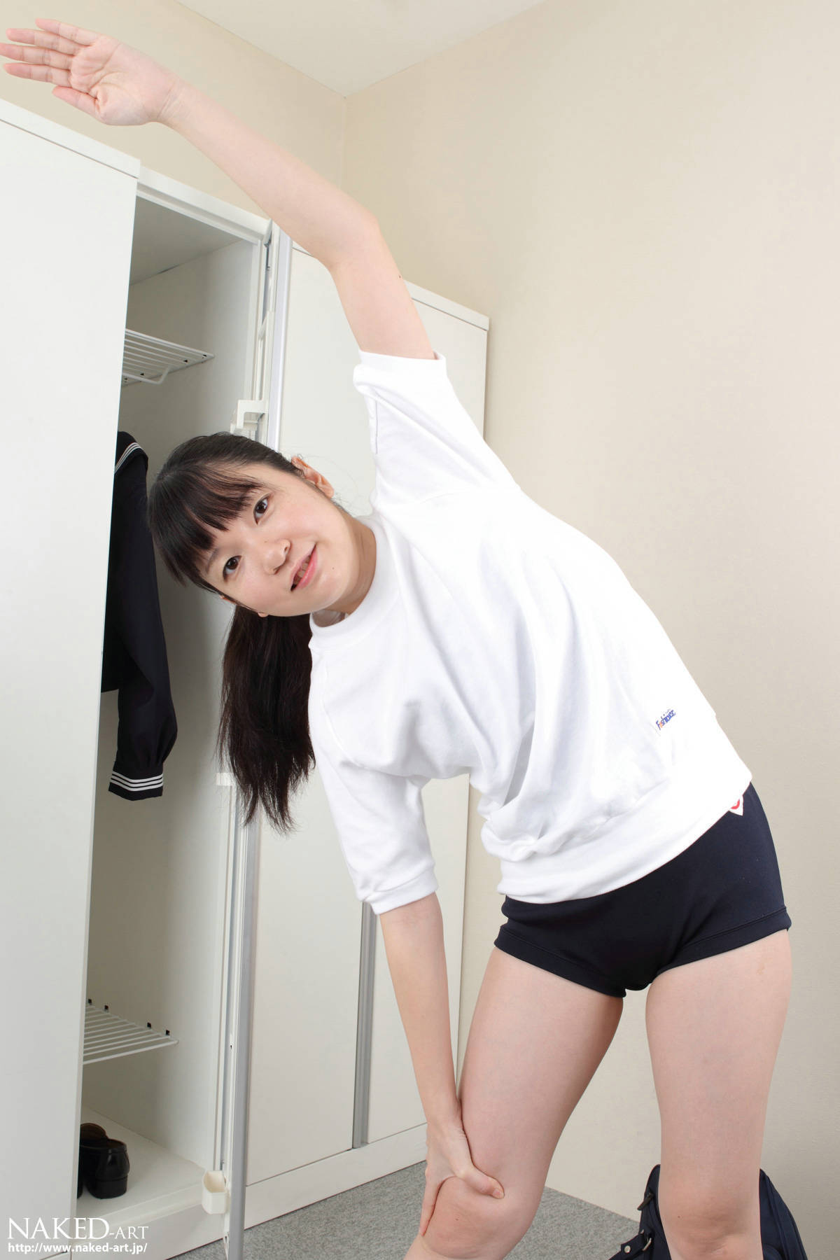 [NAKED-ART]NO.00499  [中島彩華] OL放尿 av女优丝袜美女