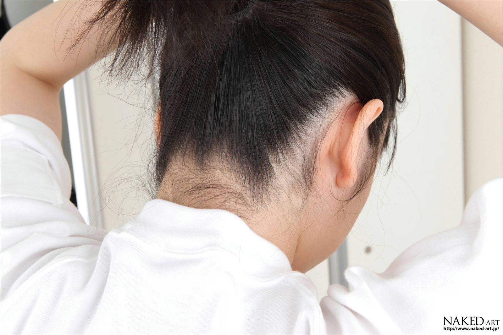 [NAKED-ART]NO.00499  [中島彩華] OL放尿 av女优丝袜美女