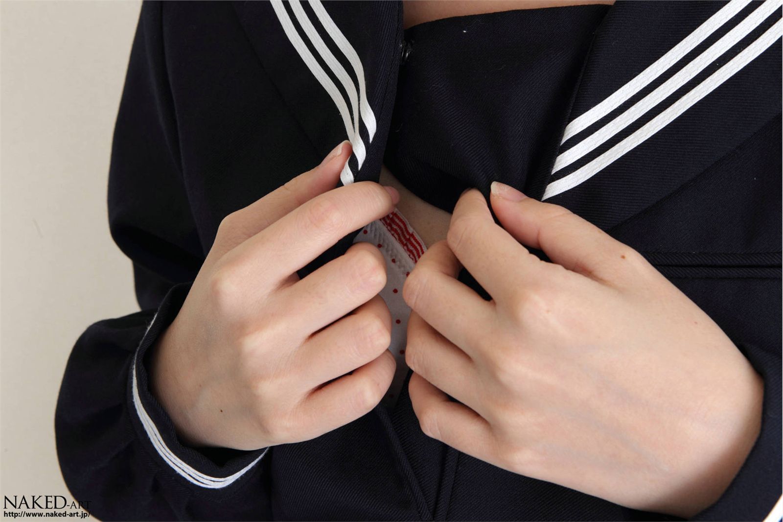 [NAKED-ART]NO.00499  [中島彩華] OL放尿 av女优丝袜美女