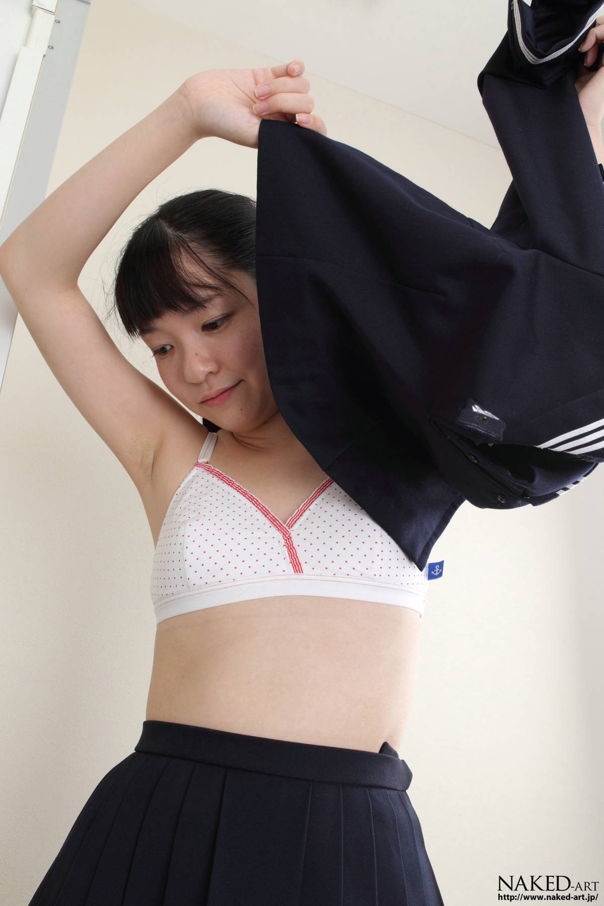 [NAKED-ART]NO.00499  [中島彩華] OL放尿 av女优丝袜美女