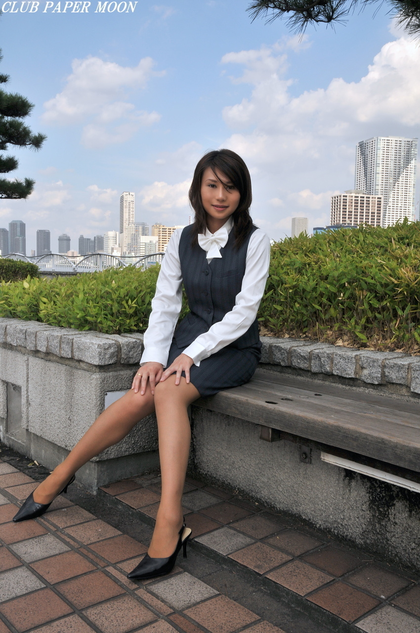 川村奈々子 24歳 Office Lady　日本av女优性感制服丝袜