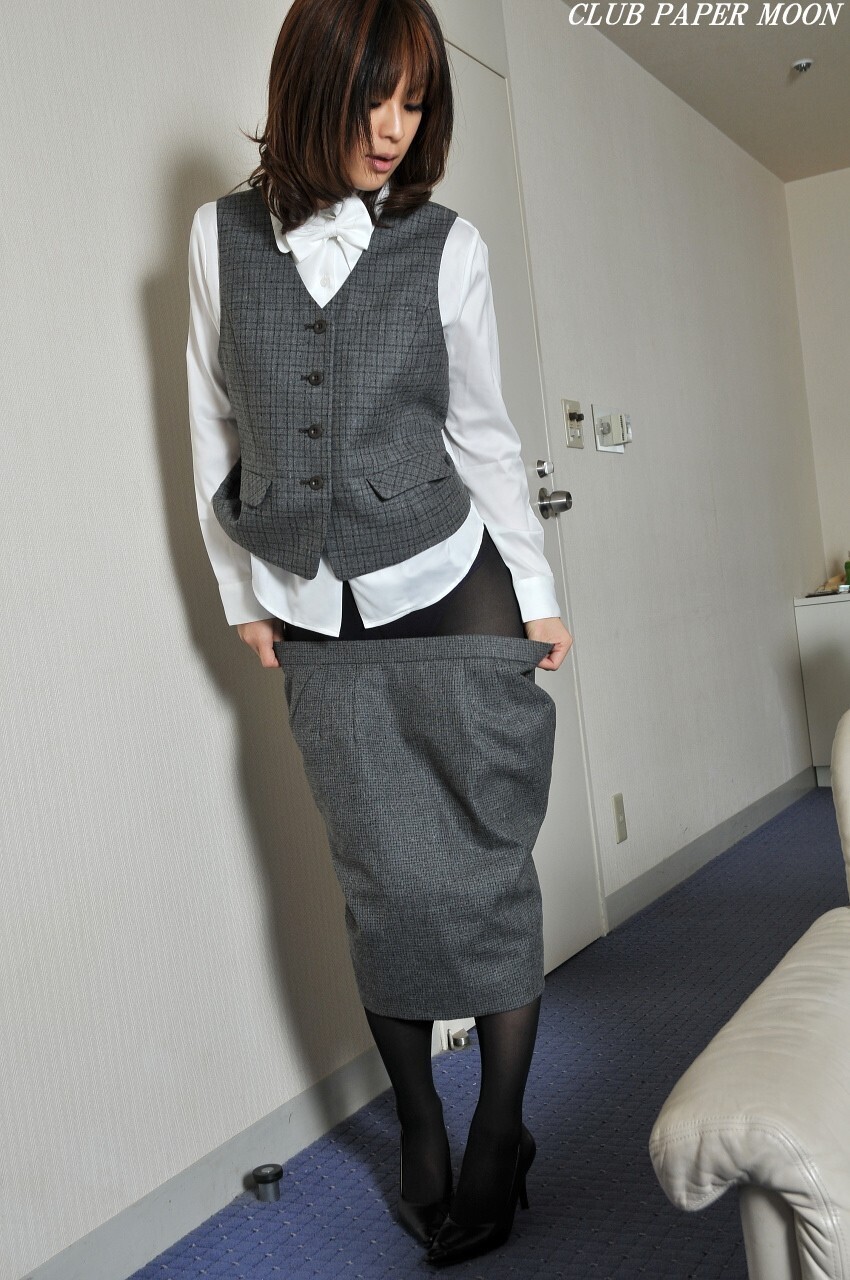 南野絵理 23歳 Office Lady 日本av女优办公室制服