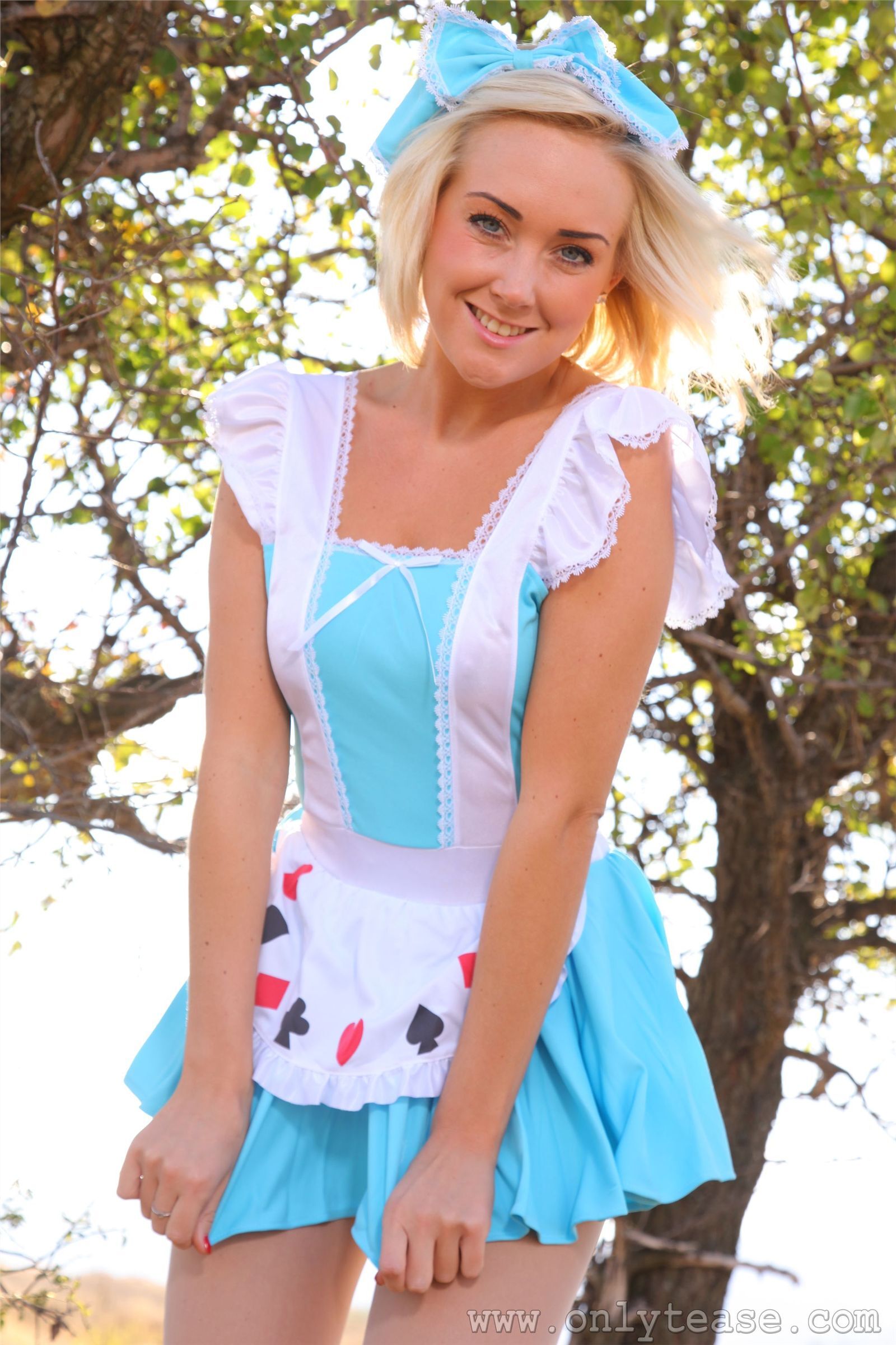 欧美丝袜美女泰斗 Lucy Anne [Onlytease] 大胆写真暴露图片