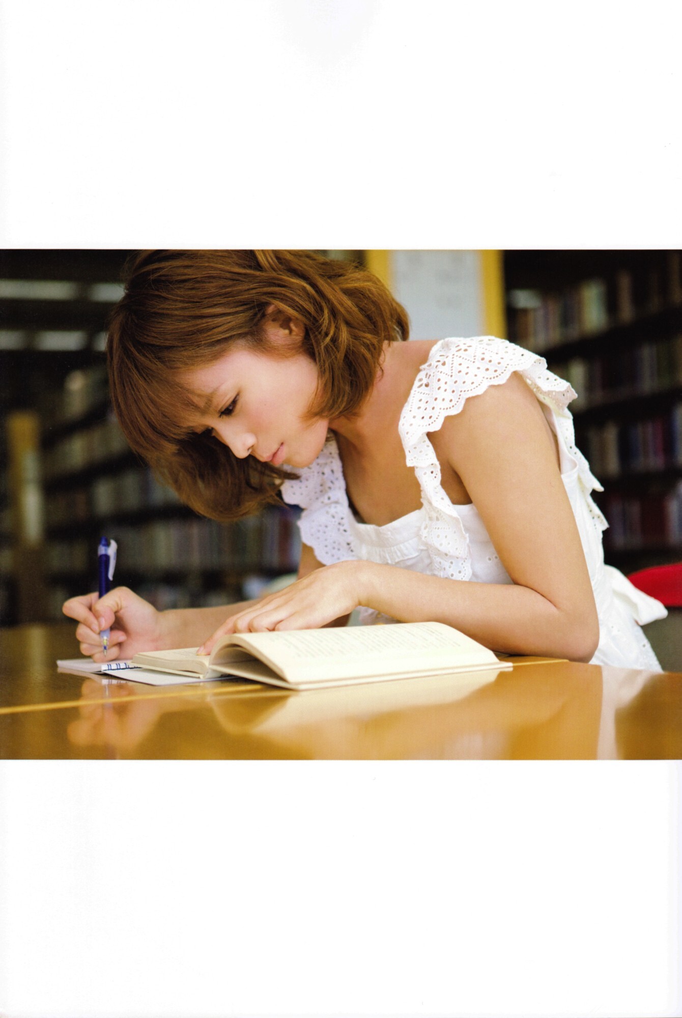 [PB写真集] Kamei Eri 9th 亀井絵里 - Eririn えりりん