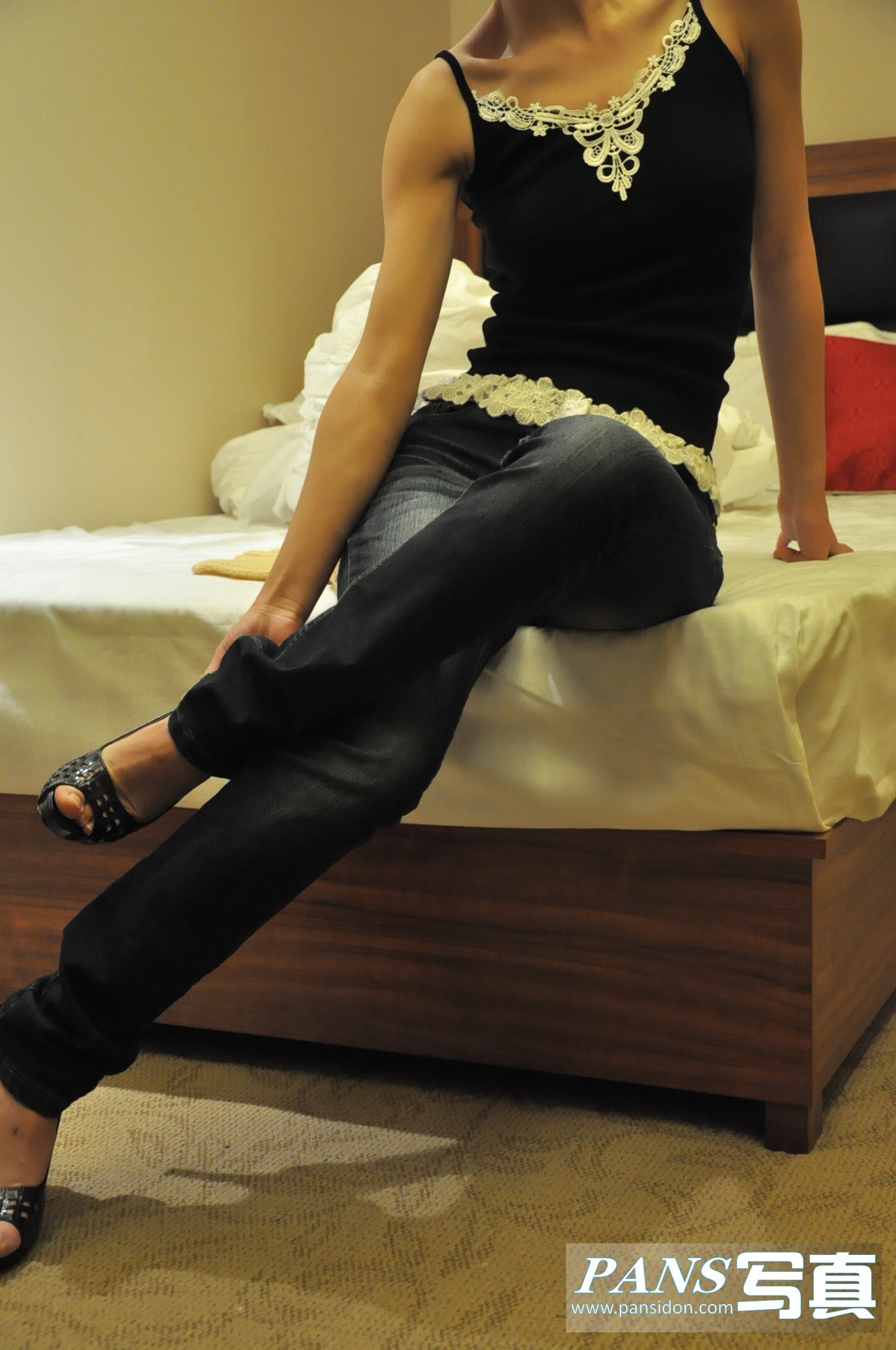 [PANS写真] [03-09] NO.035 美臀美腿丝袜