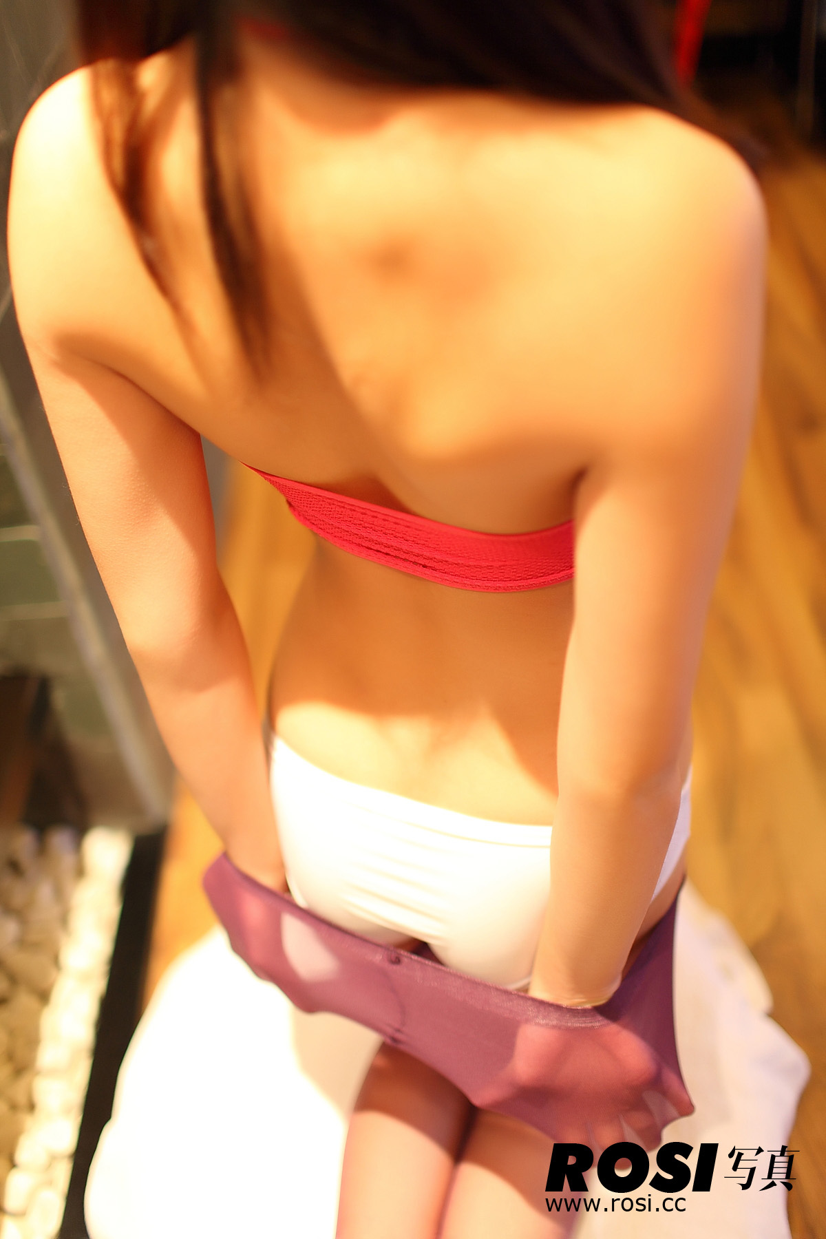 ROSI丝袜美女诱惑套图第一部 56P