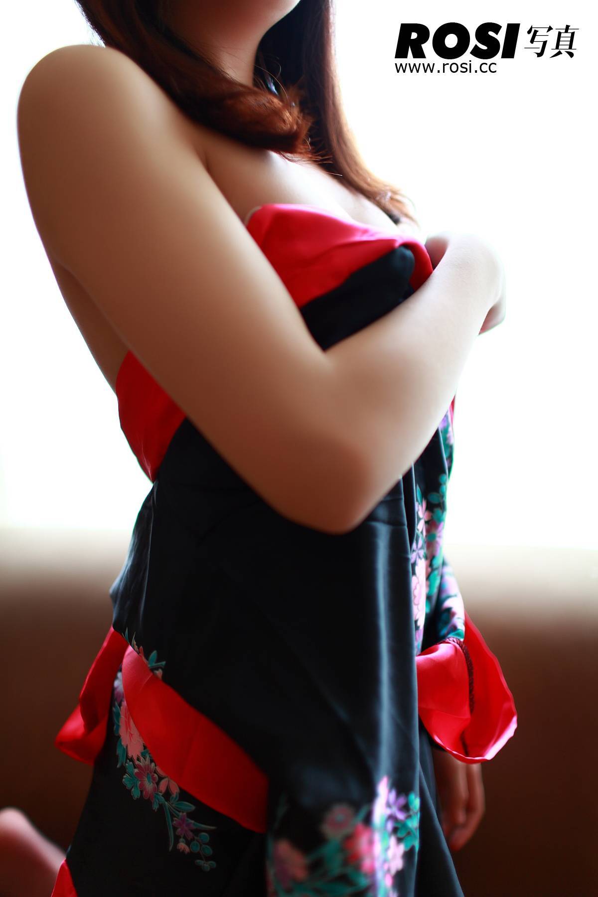 韩服美女风味 NO.042-ROSI.CC美女写真