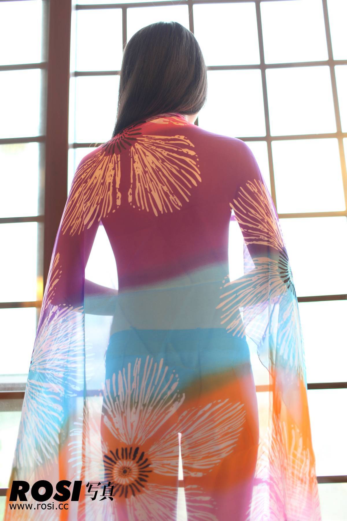 姿色丝袜美女图片　NO.050-ROSI.CC丝袜美女写真套图