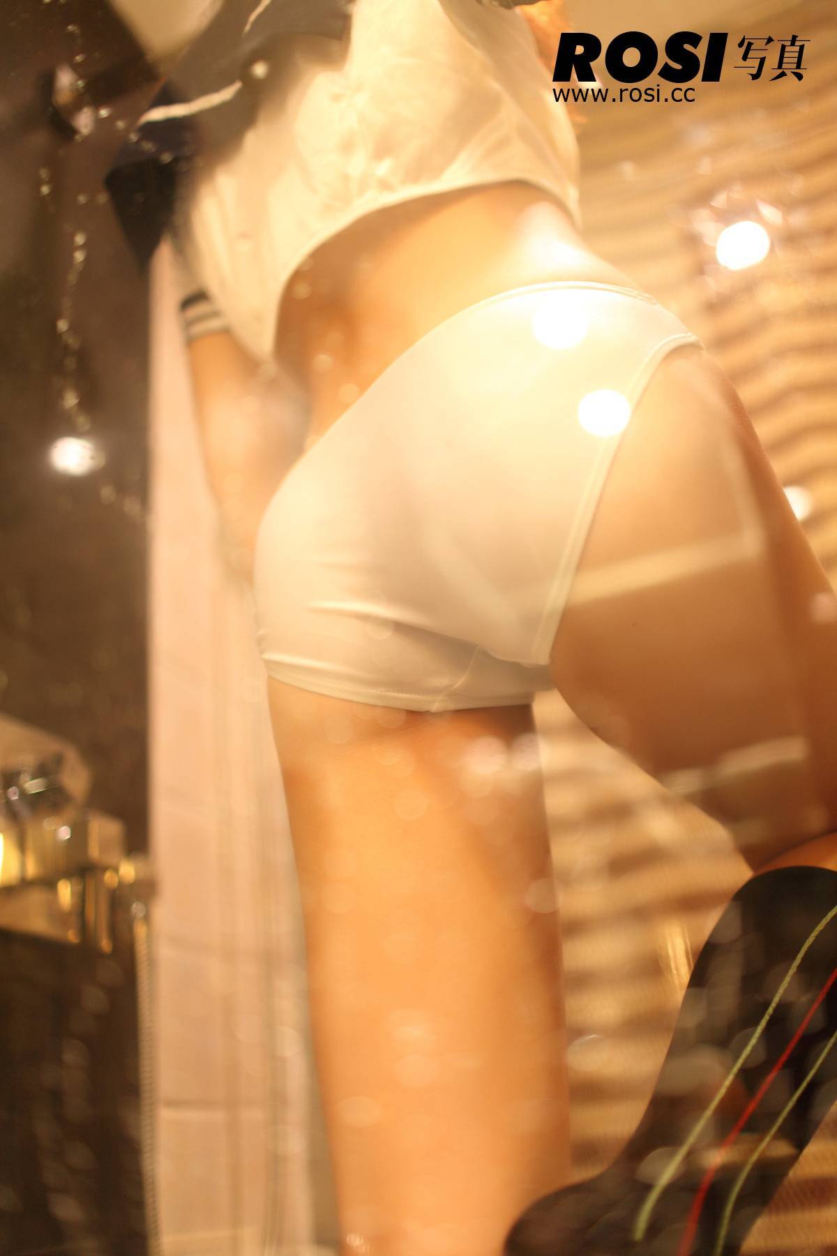 唯美的下半身 NO.068-ROSI.CC