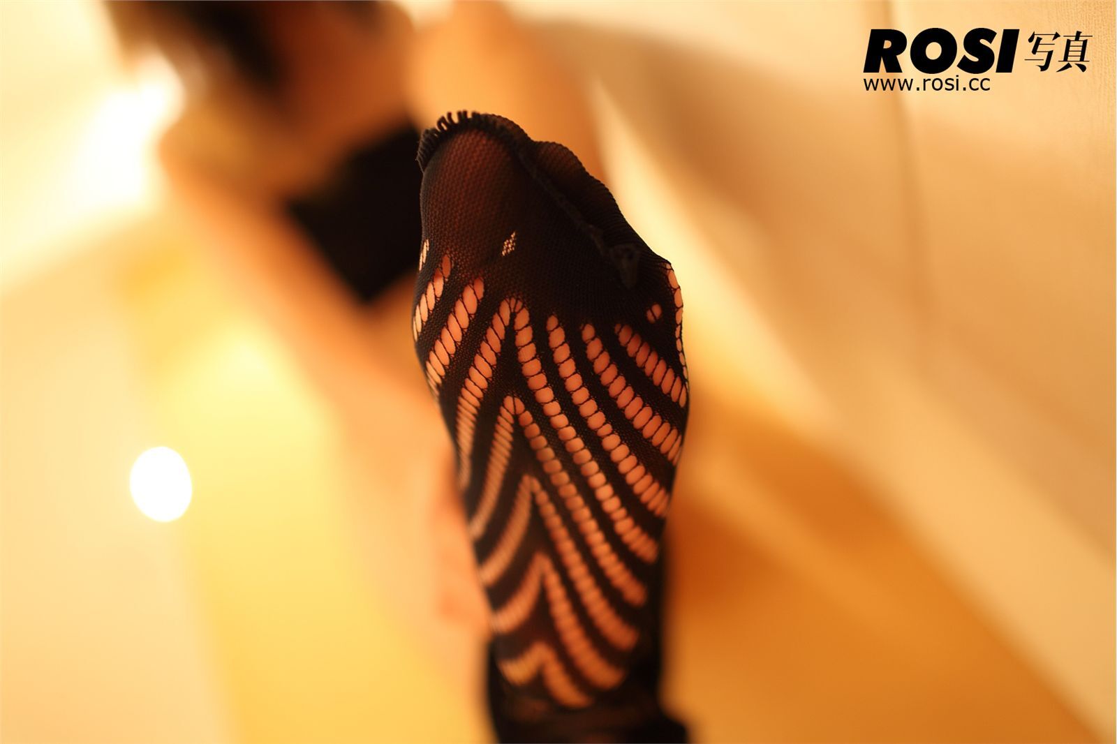 NO.084-ROSI.CC　黑丝高清诱惑写真