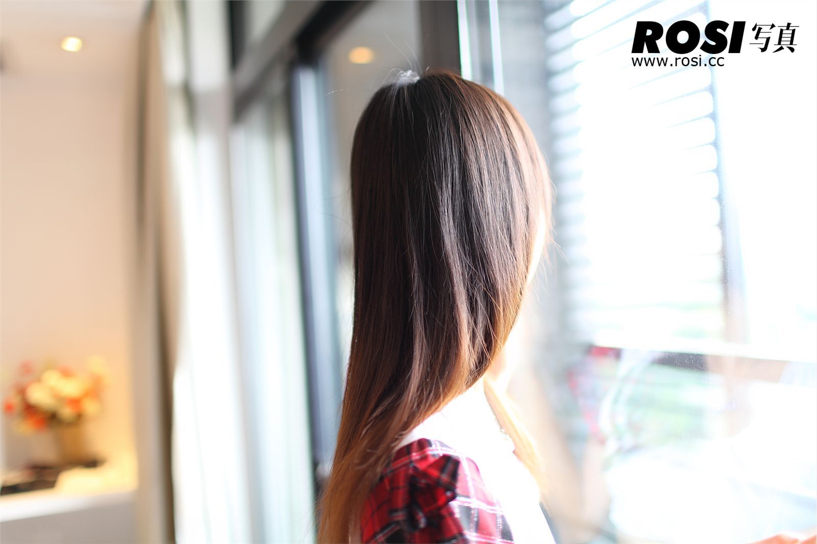 NO.092-ROSI.CC 制服丝袜美女写真