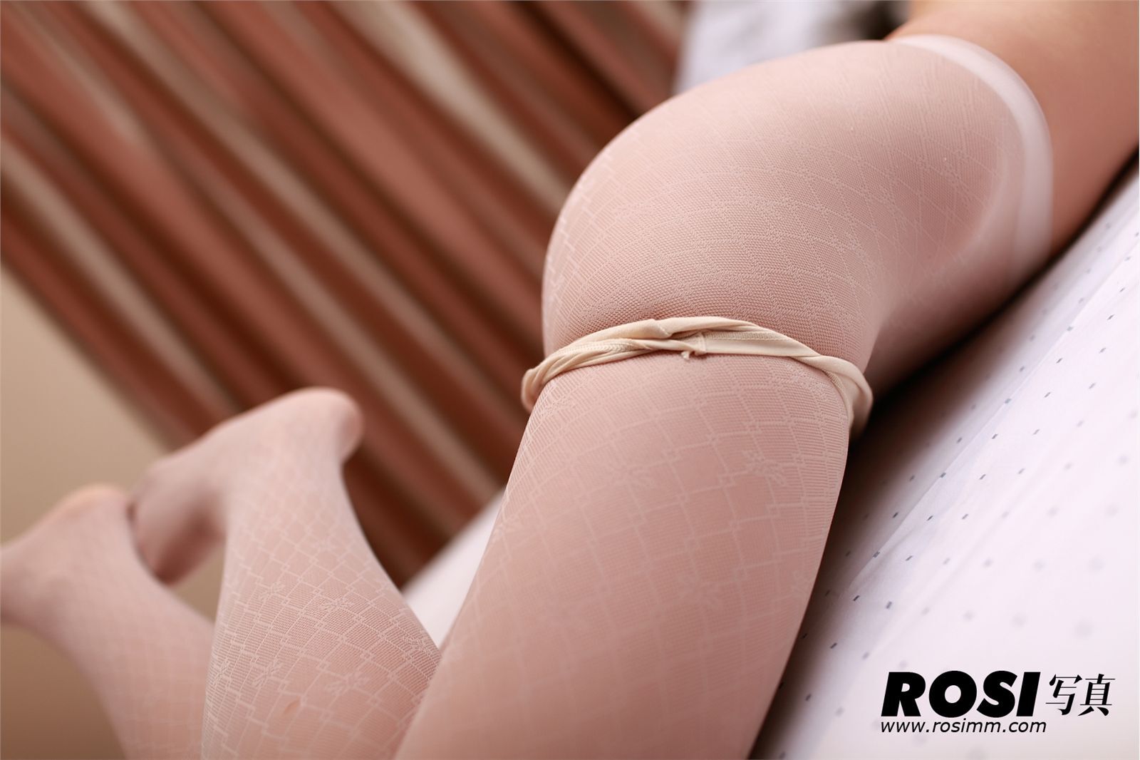 [ROSI]2012.04.15 No.255-ROSI.CC　国产大胆丝袜美女写真