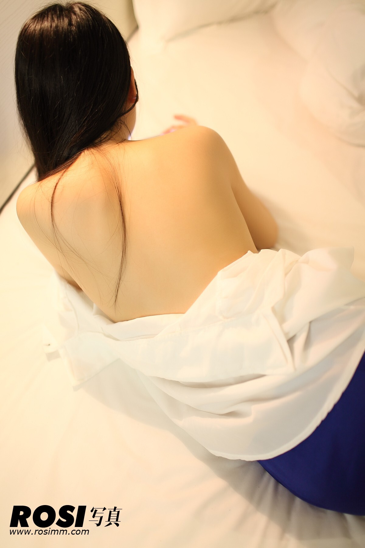 [ROSI]20120512 NO.272-ROSI.CC 国产美女图片写真
