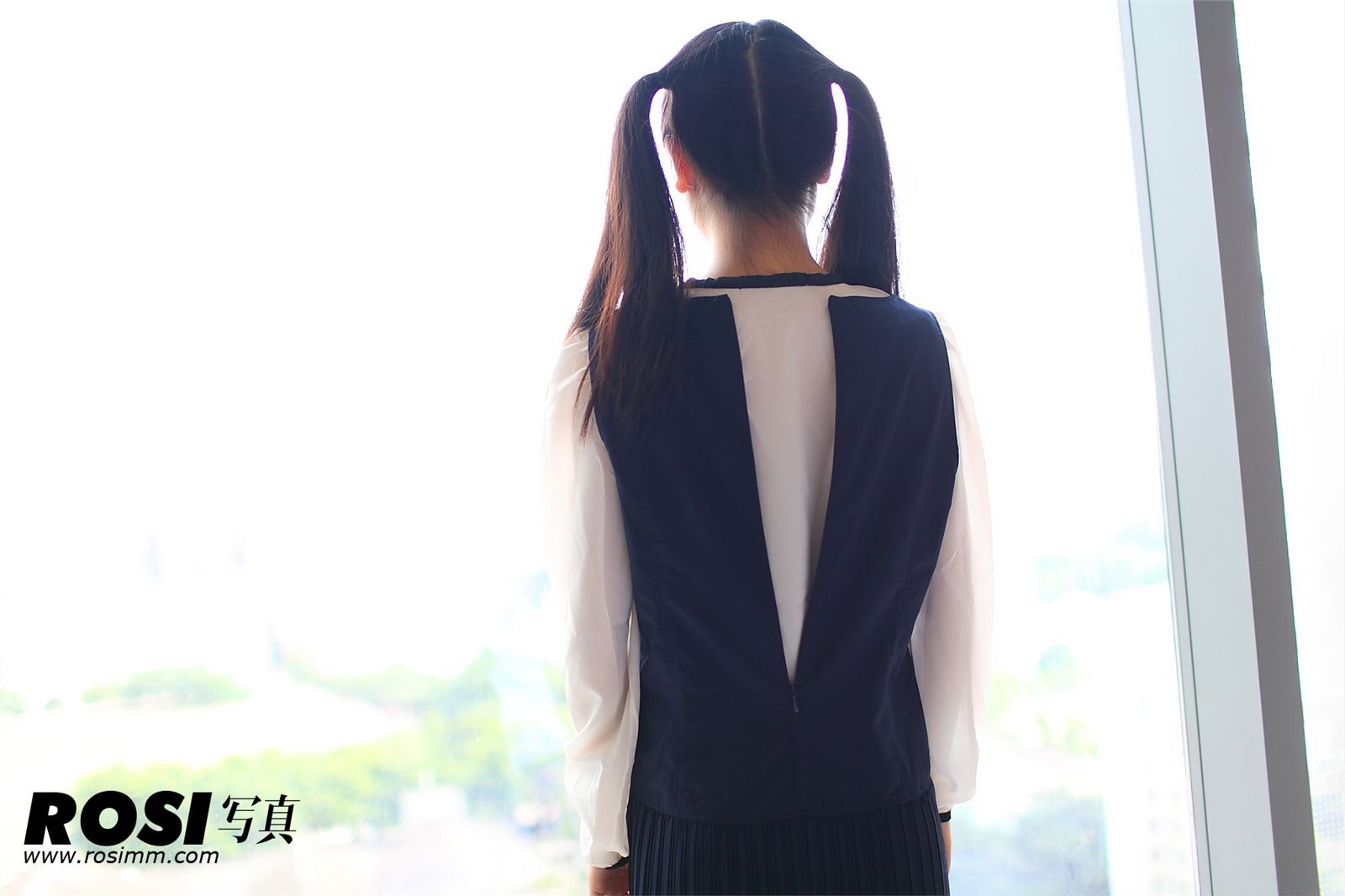 [ROSI匿名寫真]2012.07.26 NO.318 国产诱惑丝袜美女图片