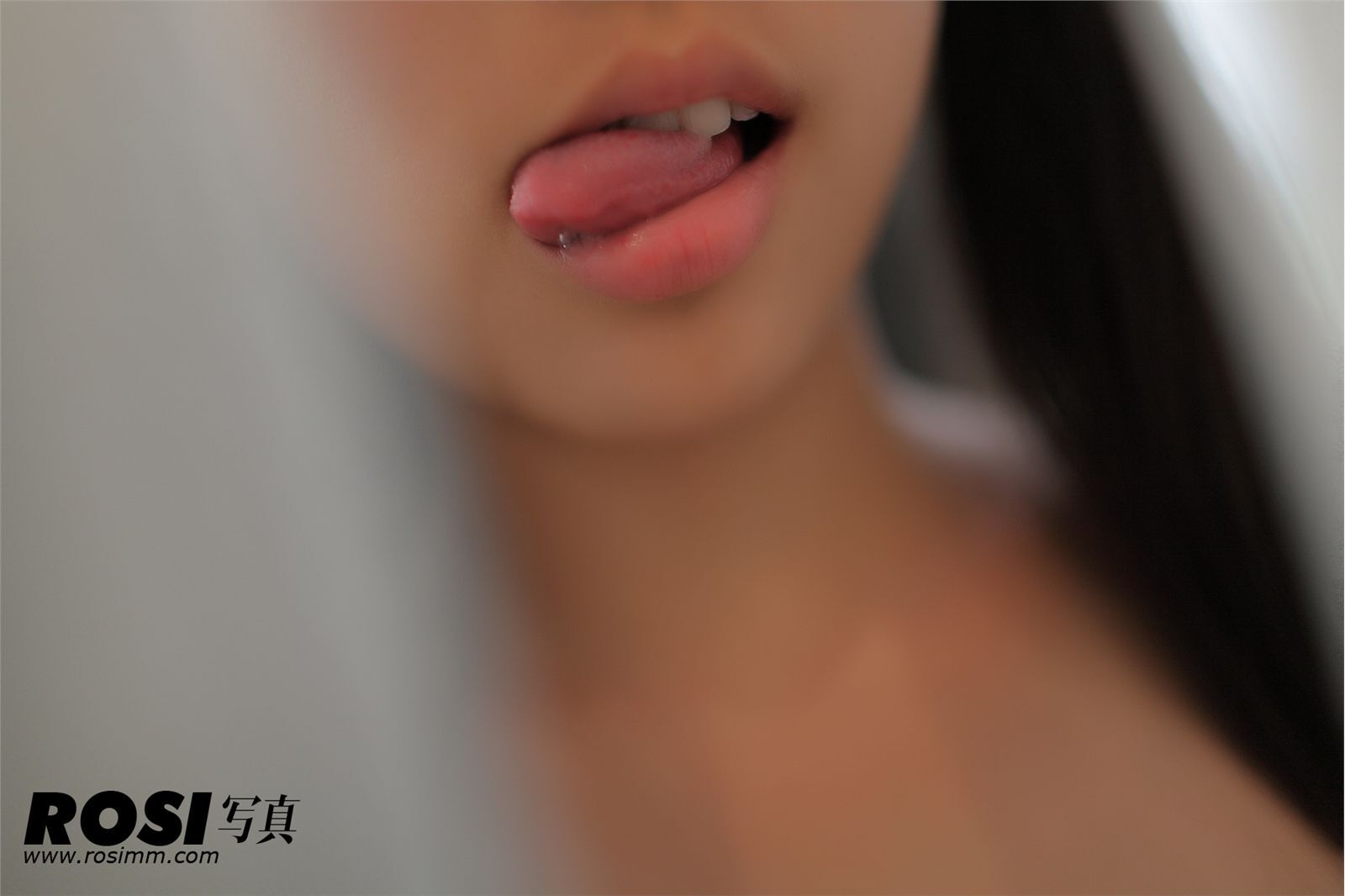 [ROSI] No.339 匿名寫真　超级大胆诱惑性感美女写真