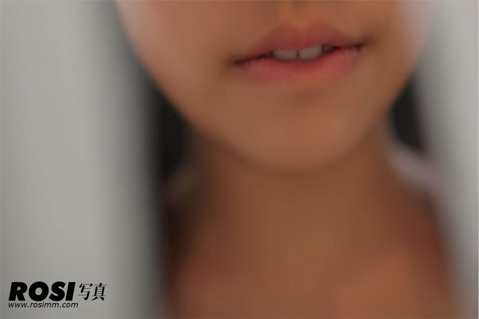 [ROSI] No.339 匿名寫真　超级大胆诱惑性感美女写真