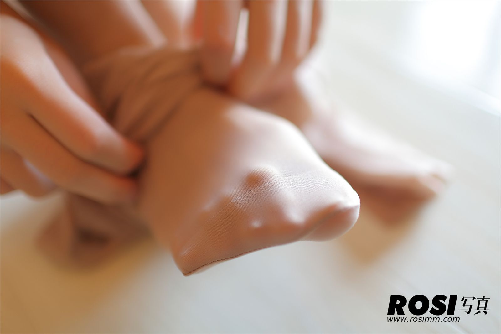 [ROSI] 2013.09.27 NO.664 匿名寫真